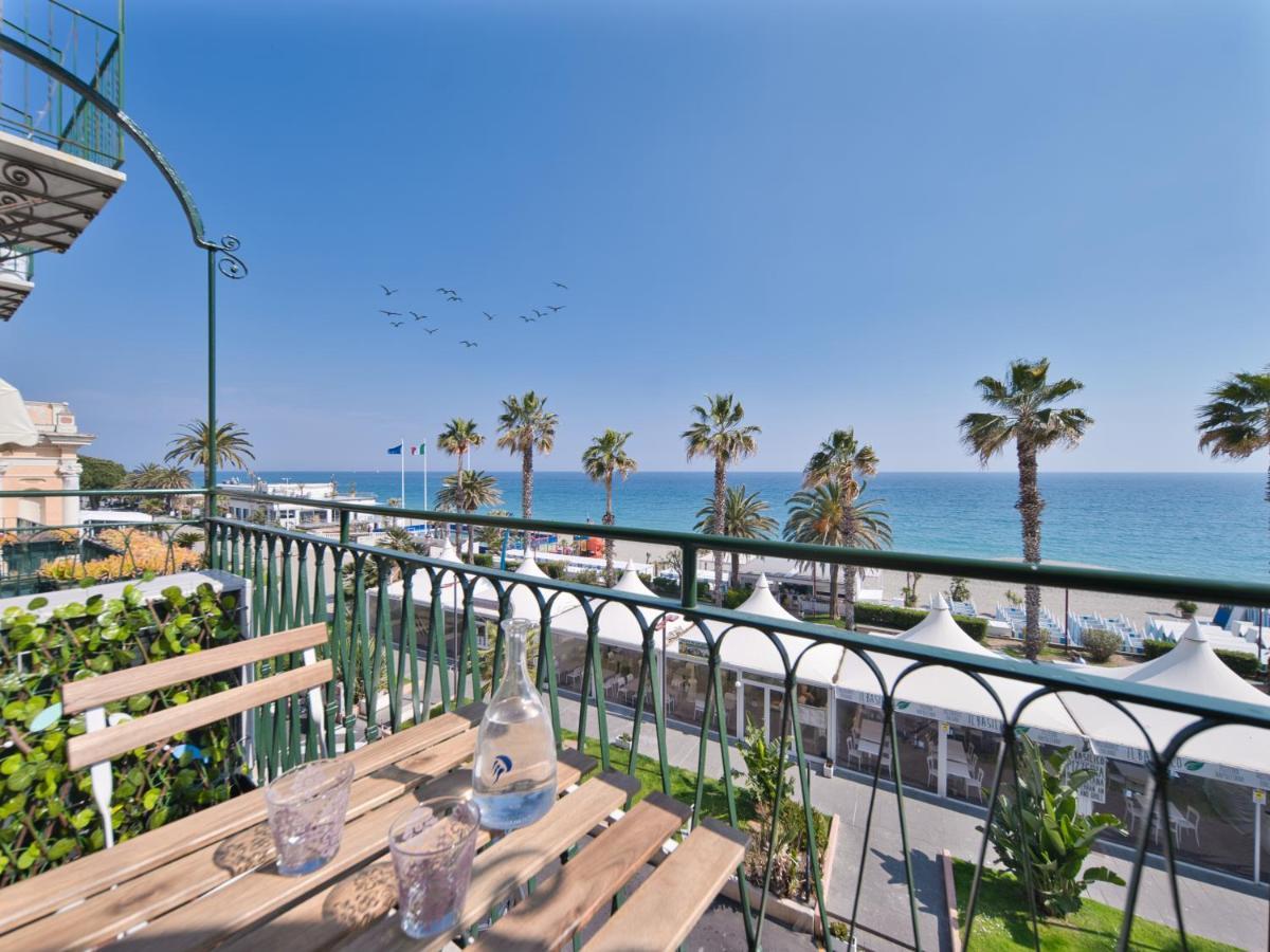 Medusa Apartment - Lungomare Finale Ligure Exterior foto